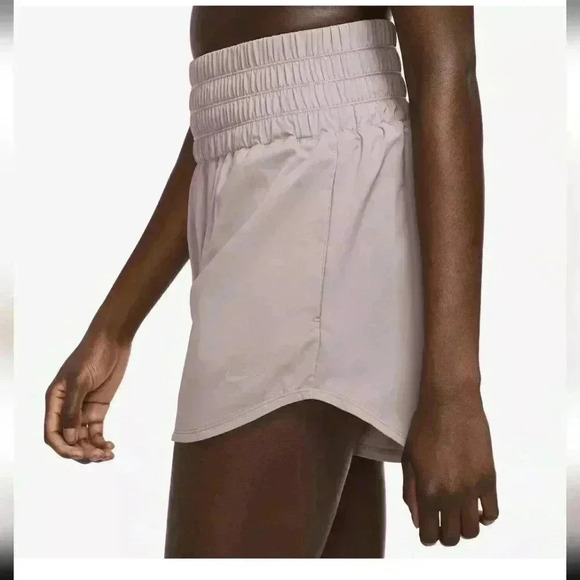 NWT Nike Shorts Women's Dri-FIT Ultra High Waisted Brief Lined size Small - Picture 3 of 7